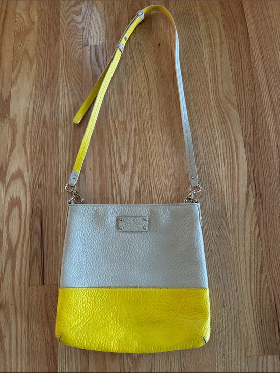 kate spade Handbags - Kate Spade Grove Court Cora Yellow and Cream Colorblock Crossbody purse